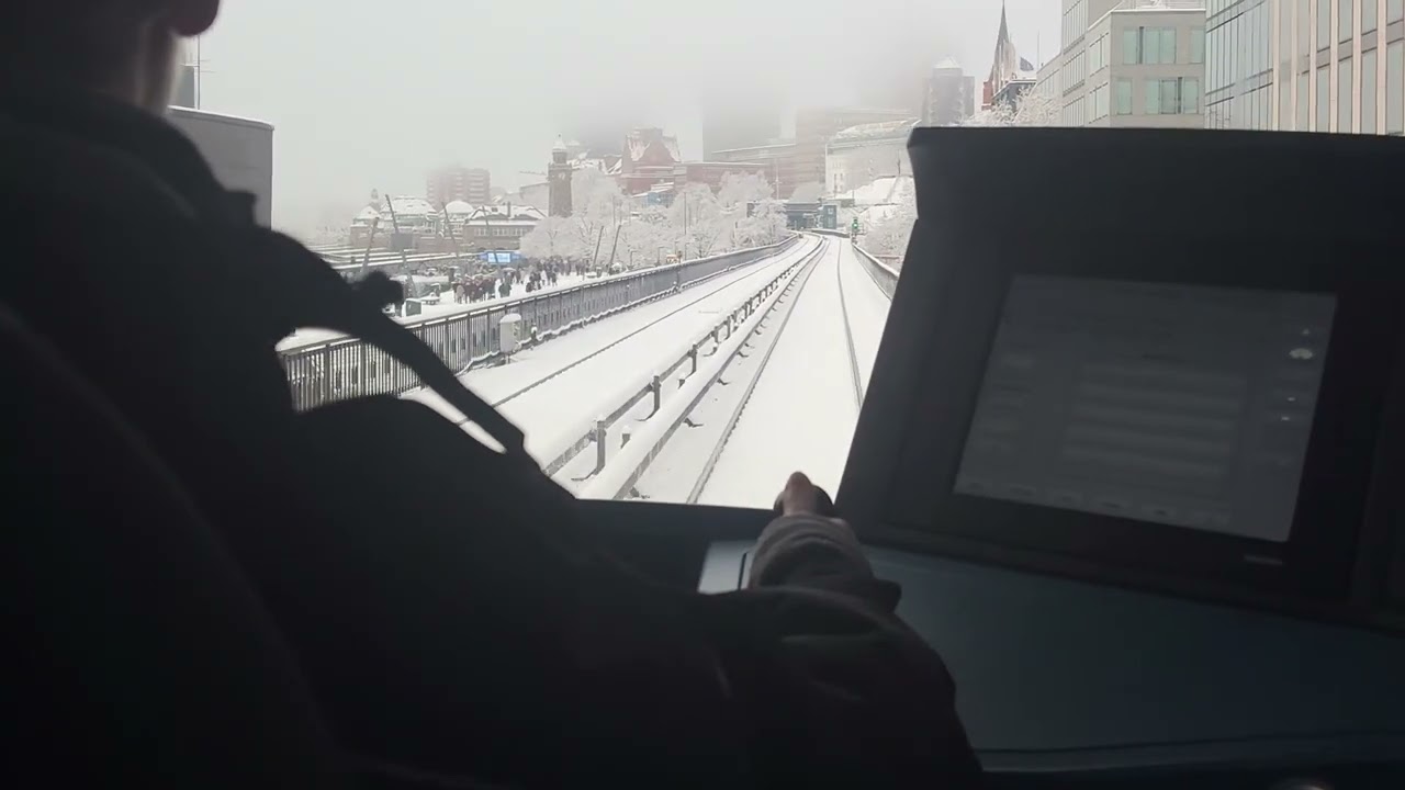 U-Bahn Hamburg - Führerstandsmitfahrt auf der U3 von Rathaus nach Schlump