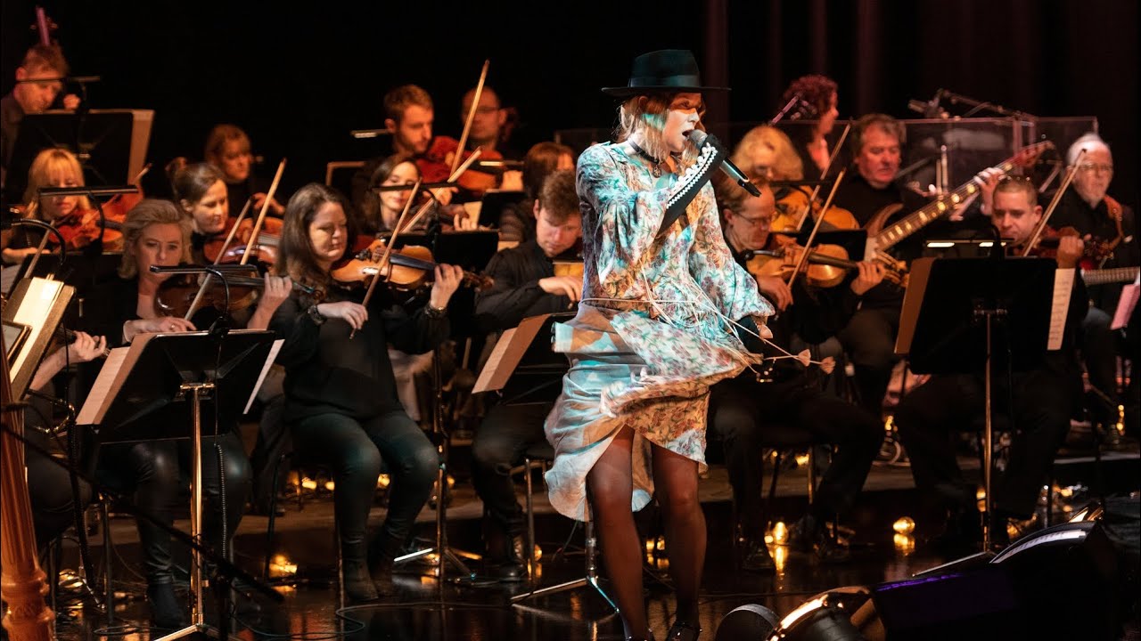 Roisin Murphy and the RTÉ Concert Orchestra - ‘Narcissus’ | The Tommy Tiernan Show | RTÉ One