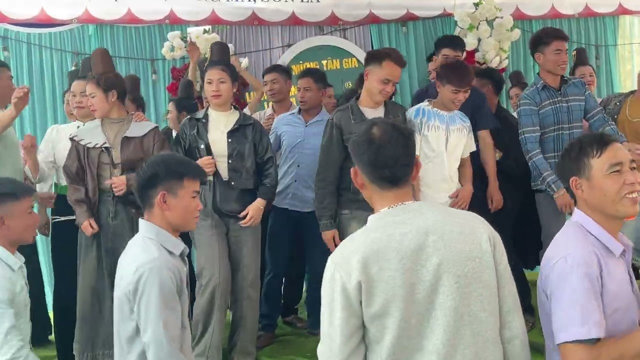 Mừng Tân gia Hà Duy Nguyễn  bản xẻ Nậm Ty Sông Mã SL