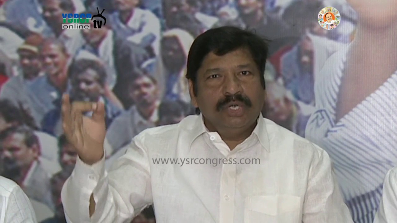 YSRCP Spokesperson Jogi Ramesh fire on Officials for Behaving like TDP Leaders - 16th Apl 17