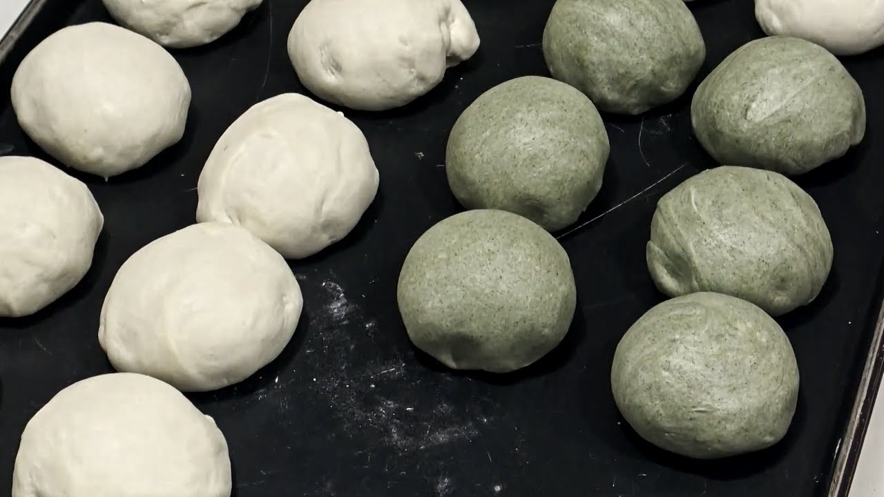 Unique Combination! Injeolmi Bread | Korean Street Food