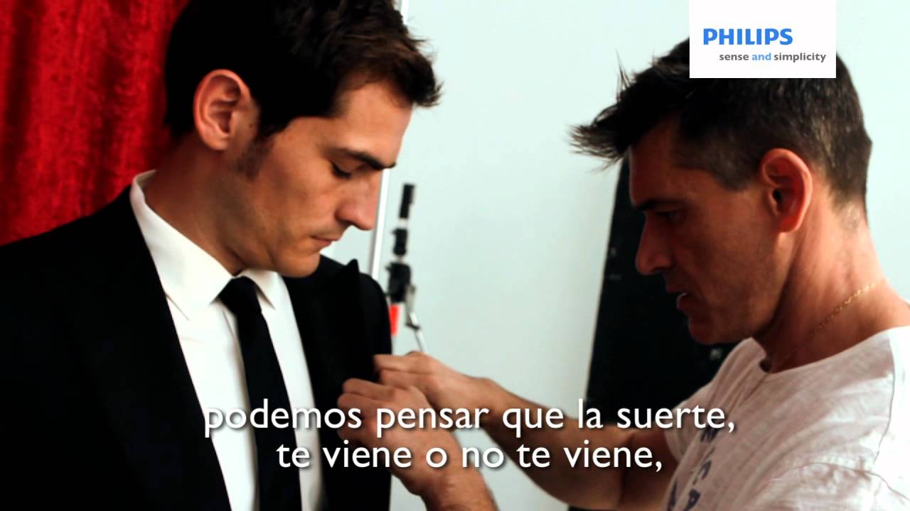 Iker Casillas habla con Philips en este Making Off