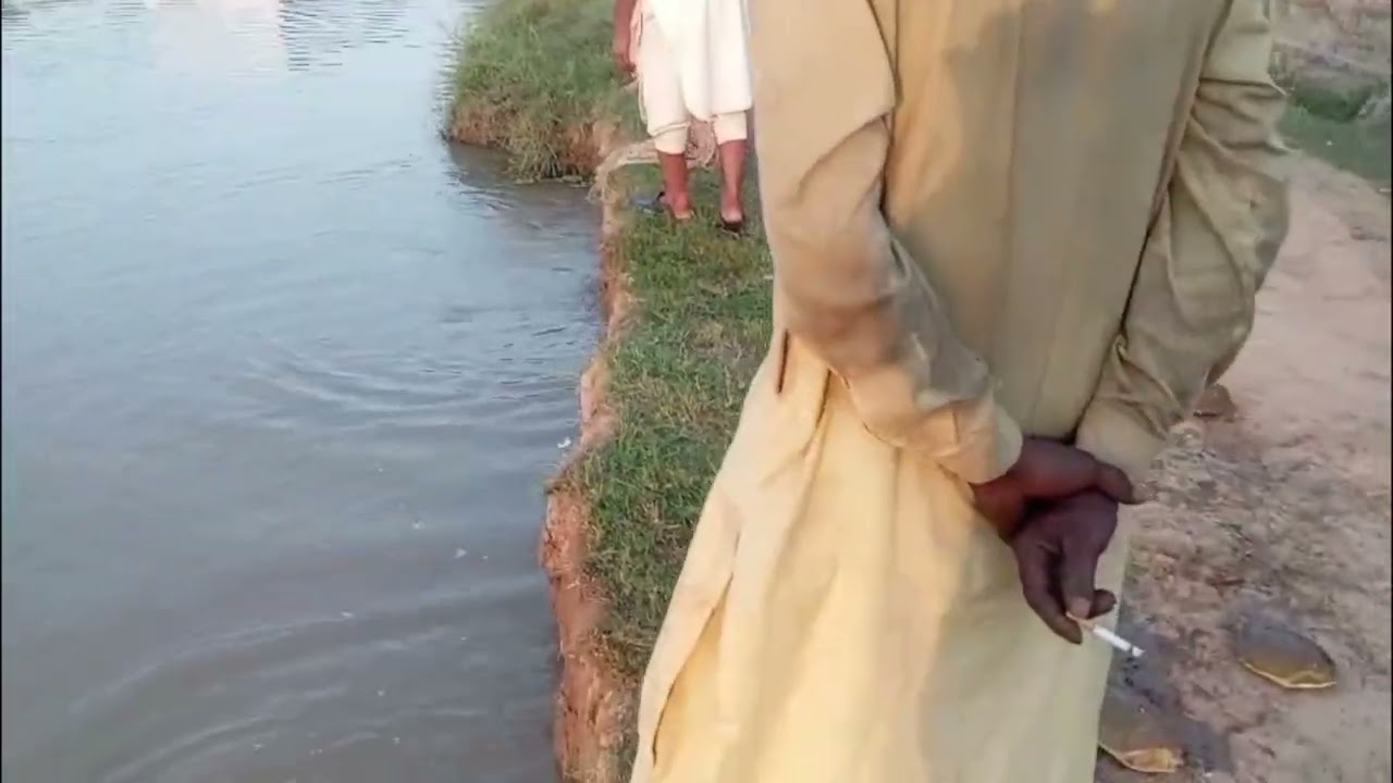 Fishing on the Canal | Village Fishing | Kot Pehlwan Sargodha