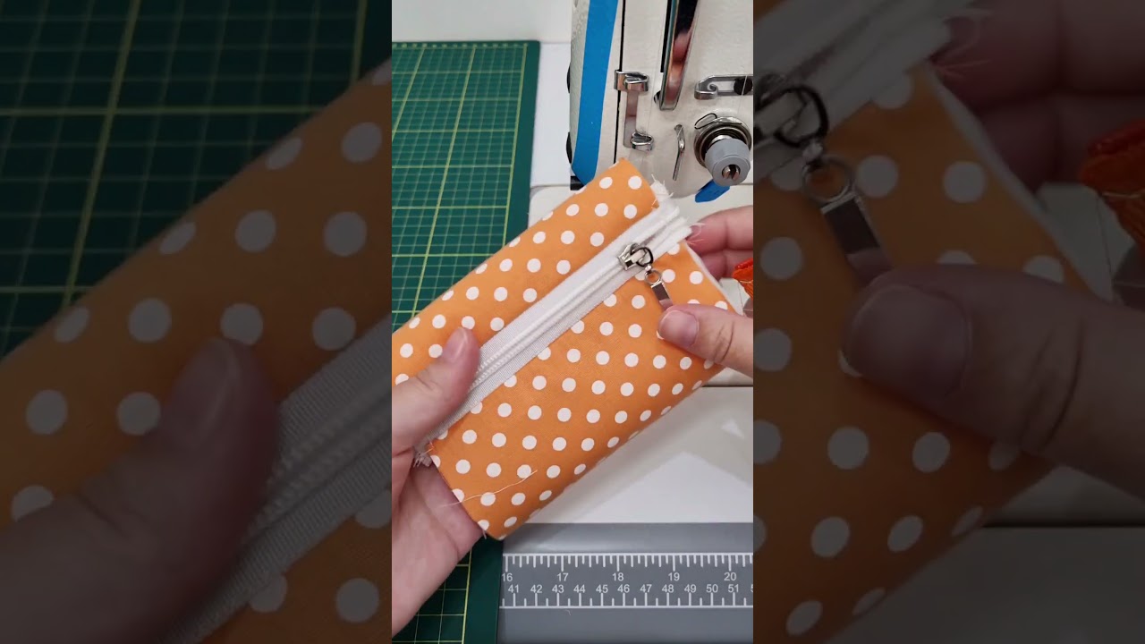 Como costurar bolsa porta moedas/cart&otilde;es Medidas: 13x23cm Tecido: Tricoline #sewing #costura #diy
