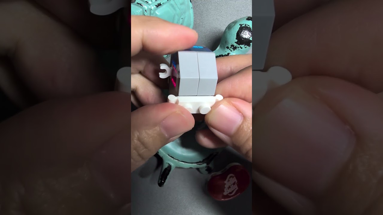 LEGO Mini Build Moment