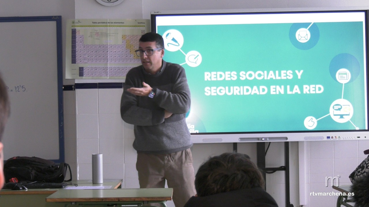 Curso sobre Alfabetización Mediática y desarrollo del Pensamiento Crítico para jóvenes