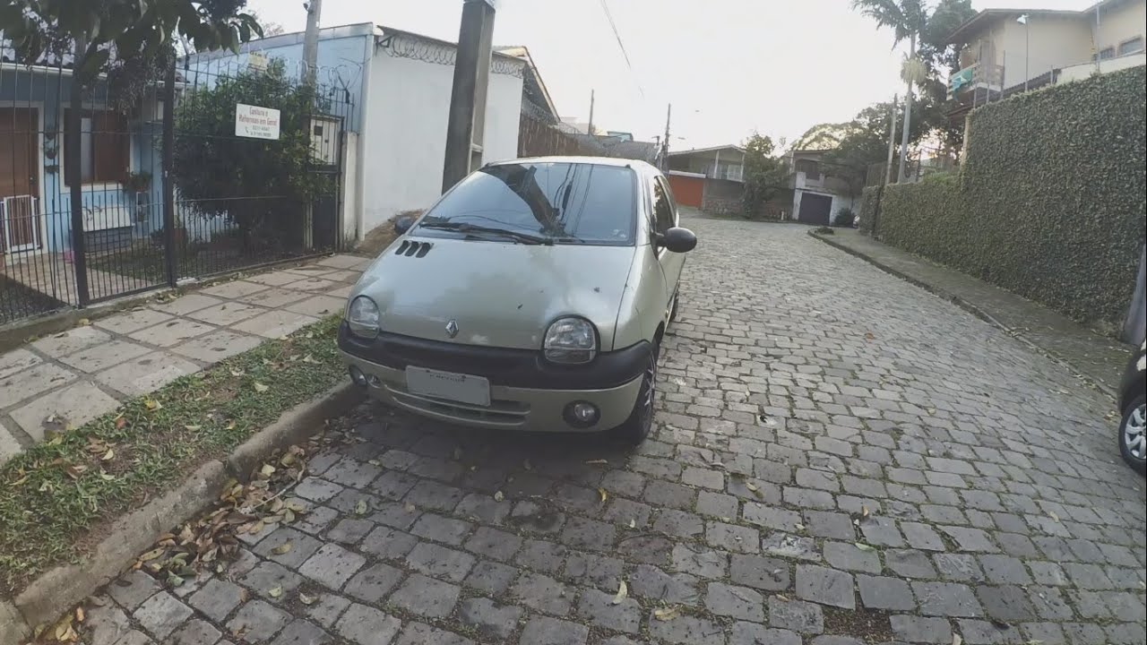 Renaut Twingo, vale a pena comprar? E troca dos coxins dos motor