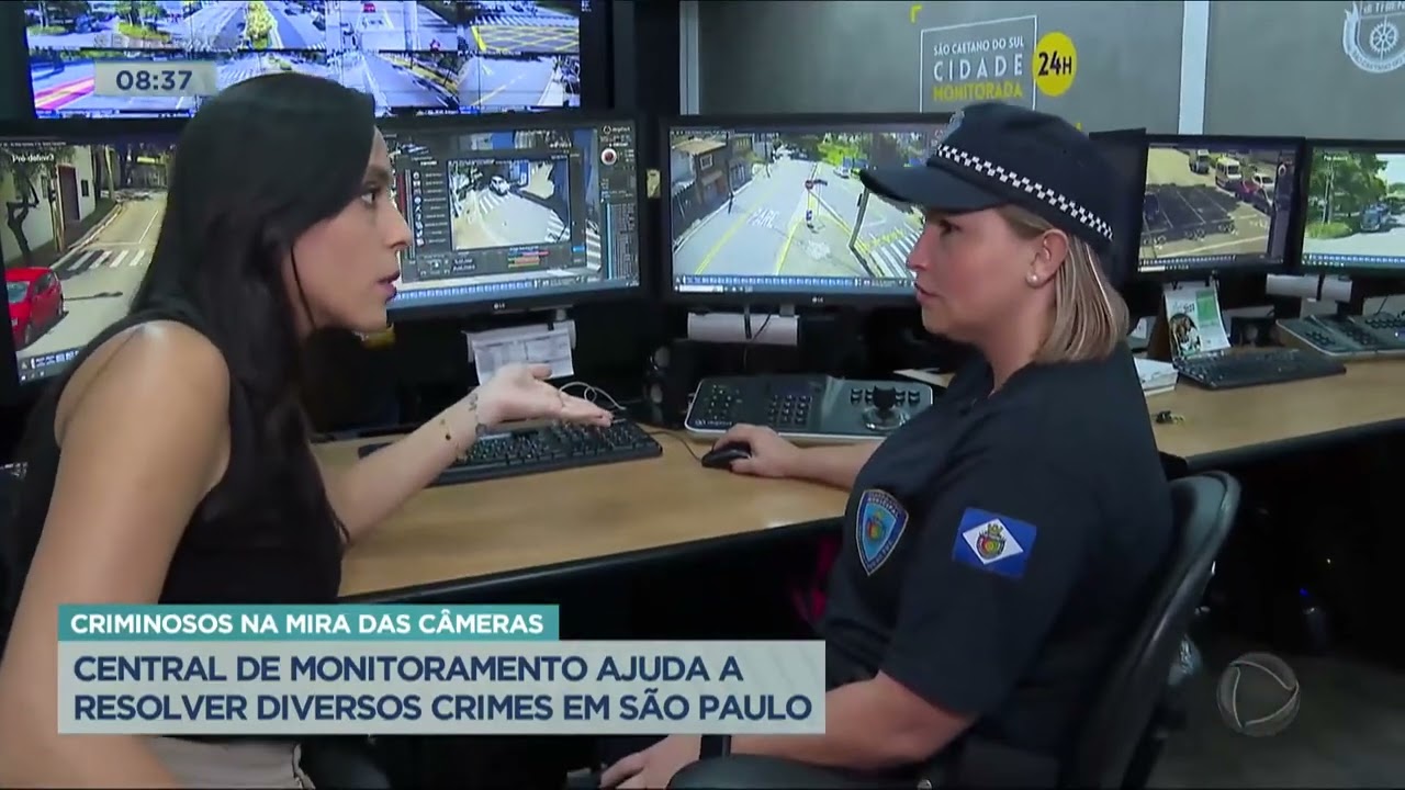 Homem é preso após ser flagrado por câmera agredindo a namorada