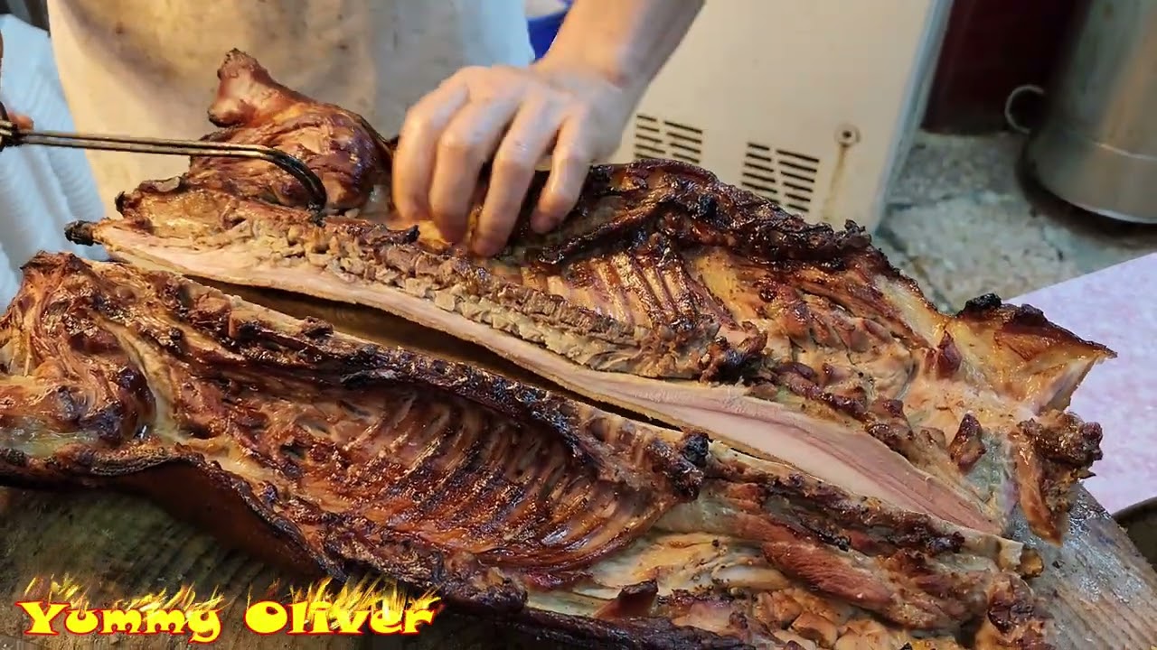 熱辣辣#燒鴨 #深水埗 棠記  #燒腩骨，嫩滑#乳鴿 叉燒，肥美#油鷄 #香港美食#旅游 #deepseek #chatgpt #grok4