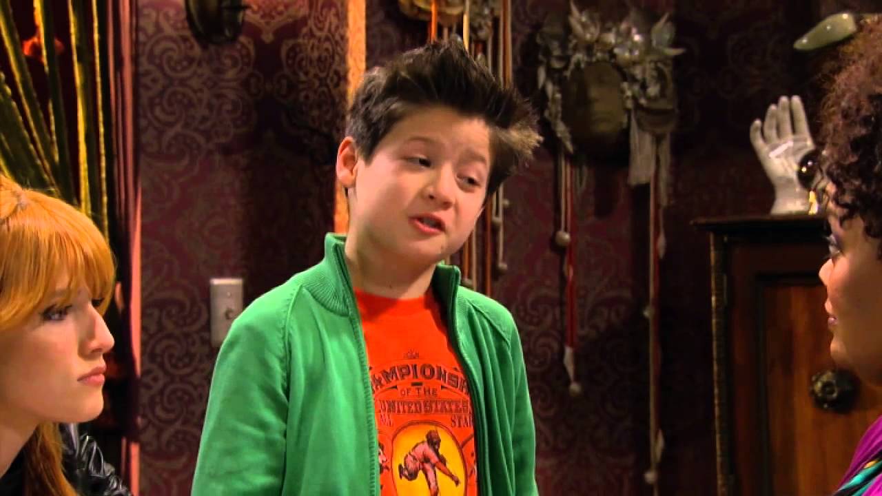 Taniec Rządzi - Wizyta u wróżki. Oglądaj w Disney Channel!