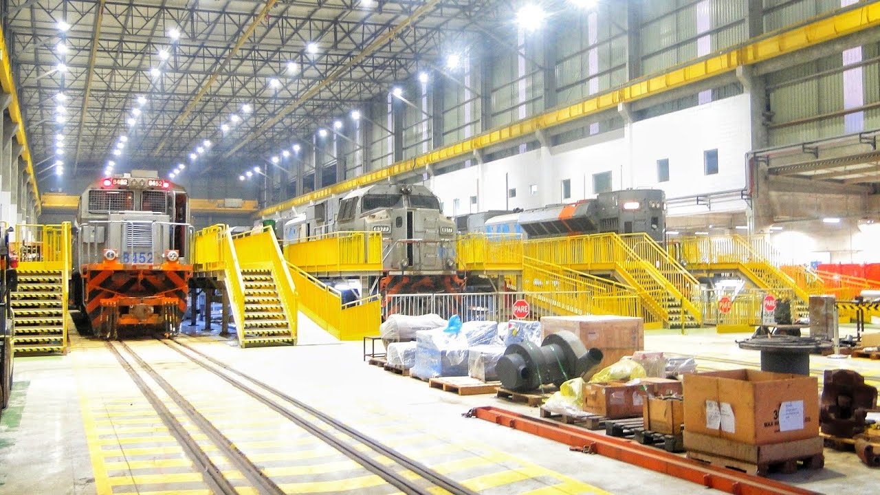 Conheci uma OFICINA DE LOCOMOTIVAS!