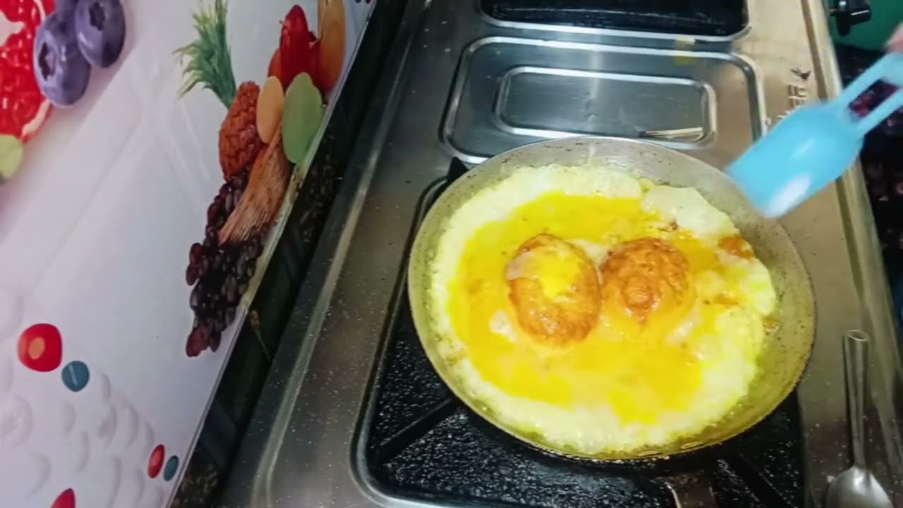 BOILED EGGS FRY AMLET RECIPE 😋#easyrecipe #cooking#boiledeggamletrecipe#😍 