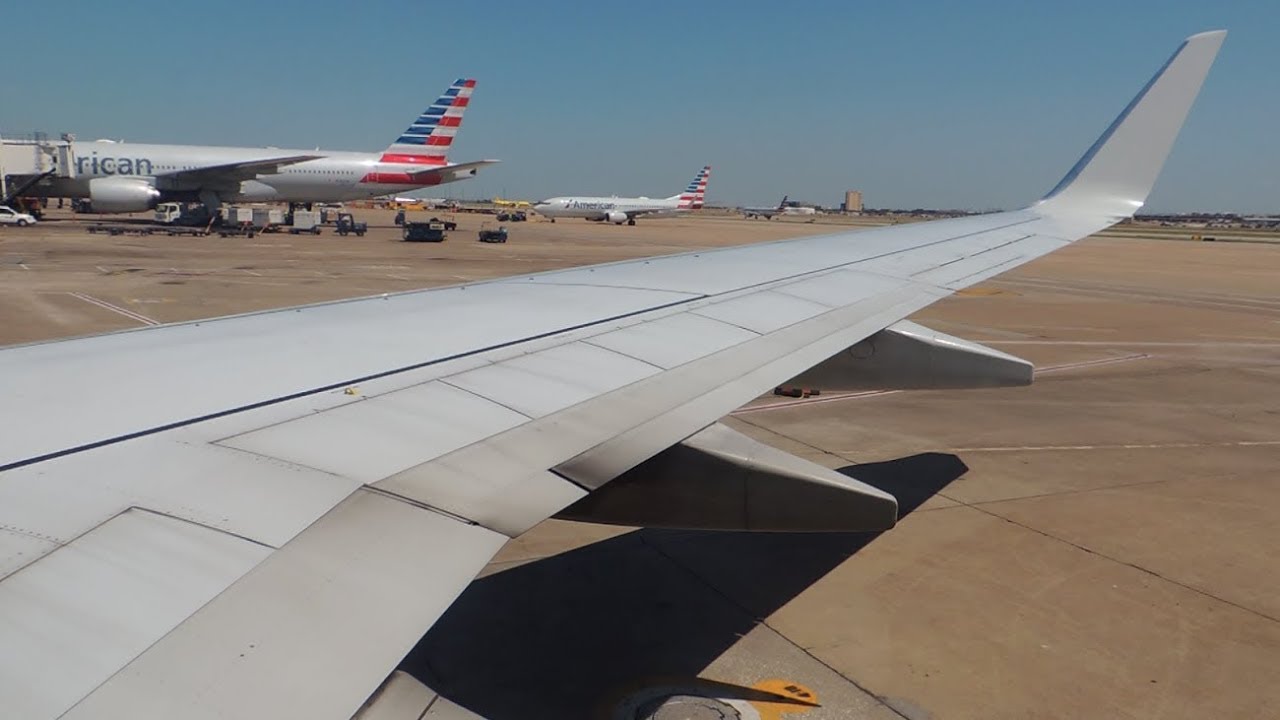 American Airlines Boeing 737-800 [N937NN] push back, start up, and takeoff from DFW