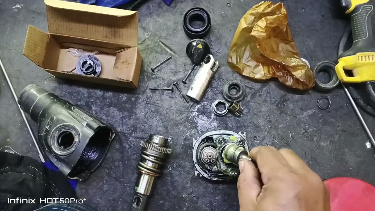 D25133 rotary hammer drill DeWalt 