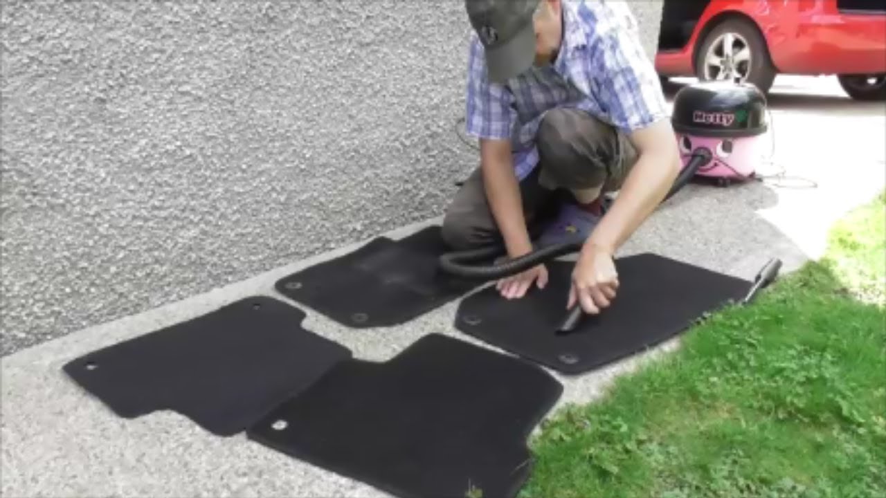 HETTY HOOVER Vacuuming Car Rugs CARPET ➡️ #vacuumingcarpet #vacuuming #hoovering #hetty #carcleaning