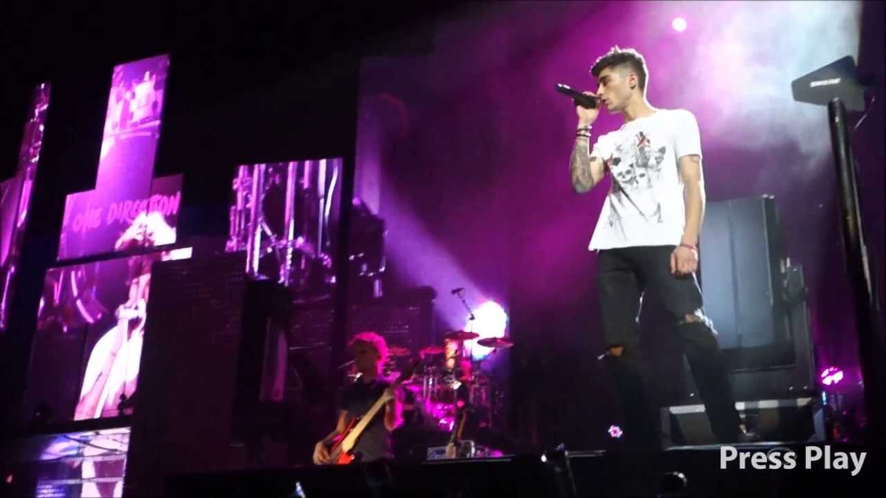 One Direction - Live While We're Young (Melbourne 2013)