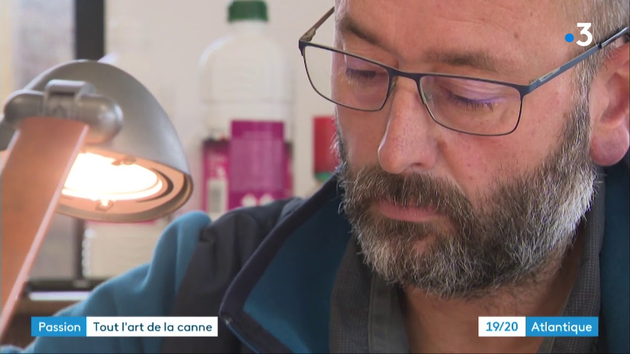&icirc;le d'Ol&eacute;ron : un facteur de cannes &agrave; p&ecirc;che