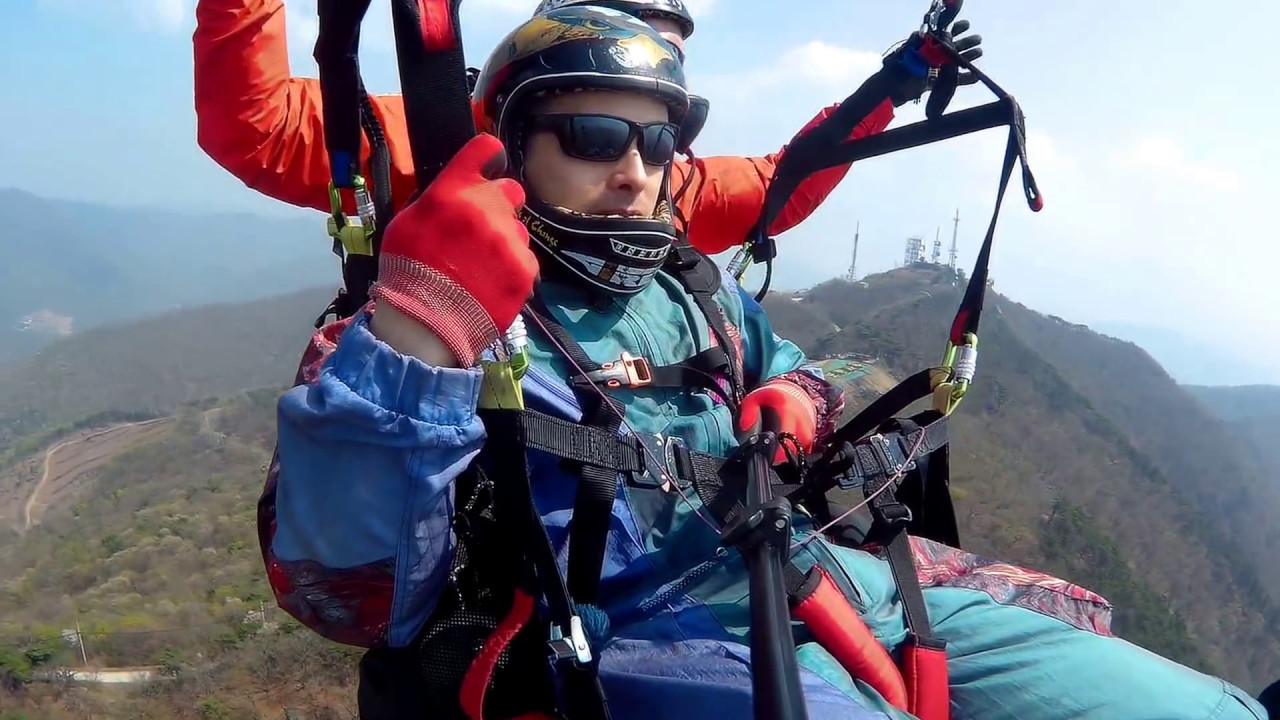 Paraglidng  in 대천(Daecheon), South Korea