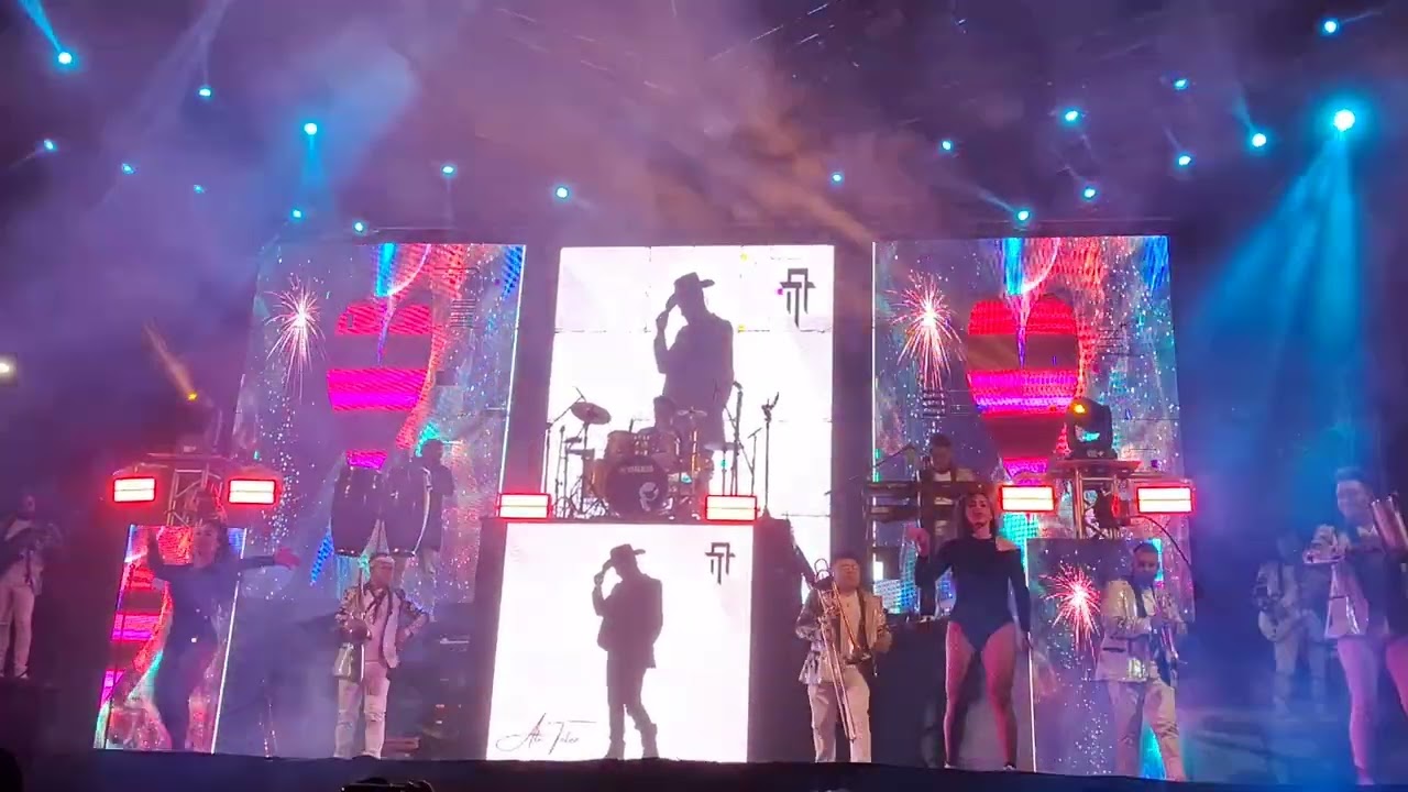 Ali Telez y Los TeleChicos en vivo Atempan Puebla.