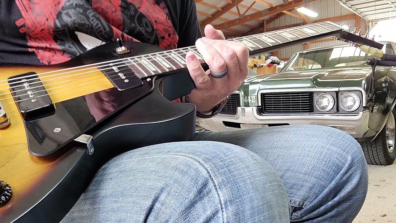 Unboxing 2016 Gibson Les Paul 60s Tribute, Satin Vintage Sunburst from Gibson Demo Shop