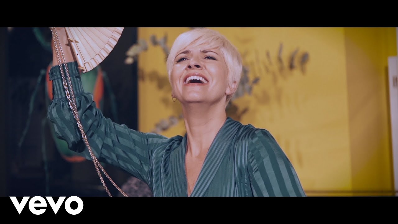Pasión Vega - La Bien Pagá