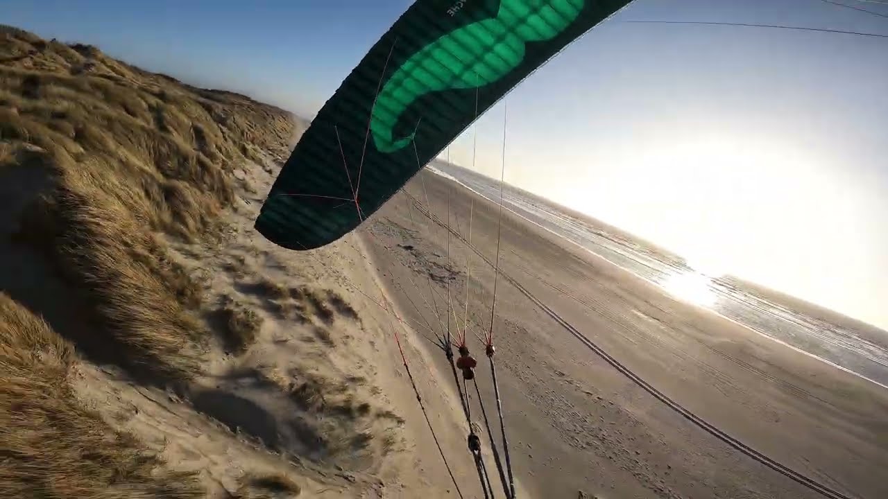 Parakite dune soaring M15 25-30kts 