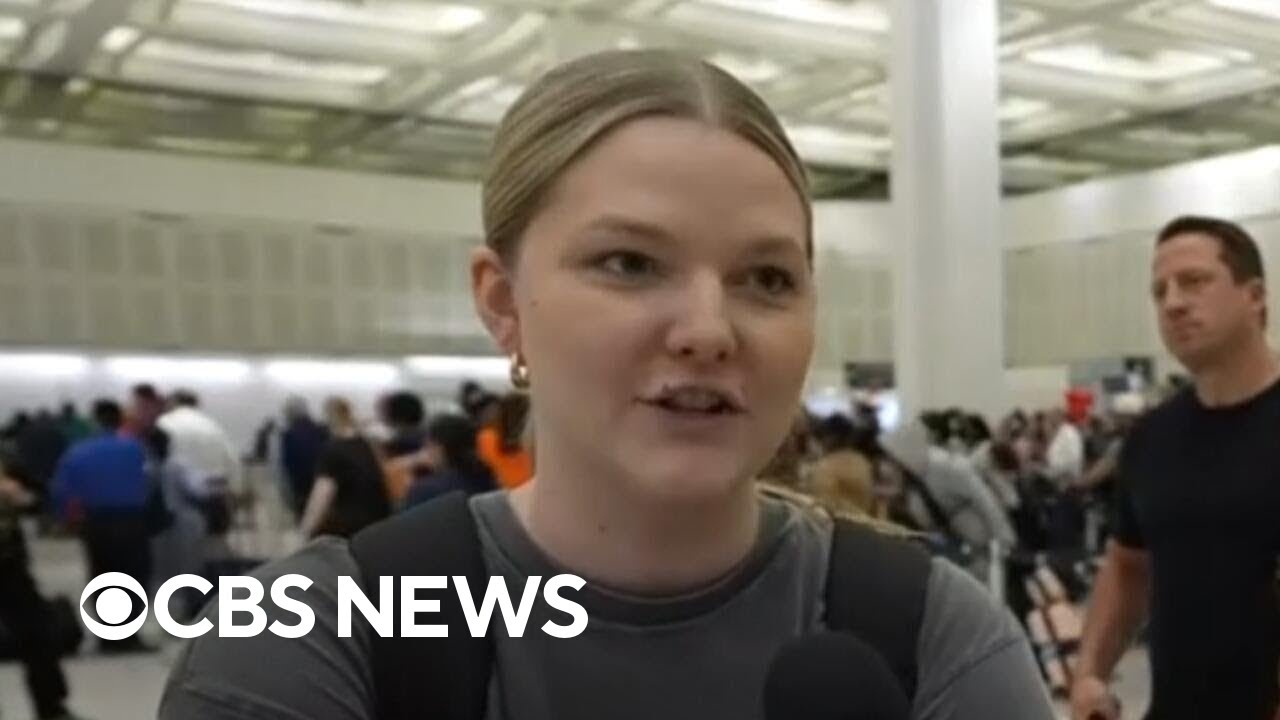 Traveler calls Houston airport lines 
