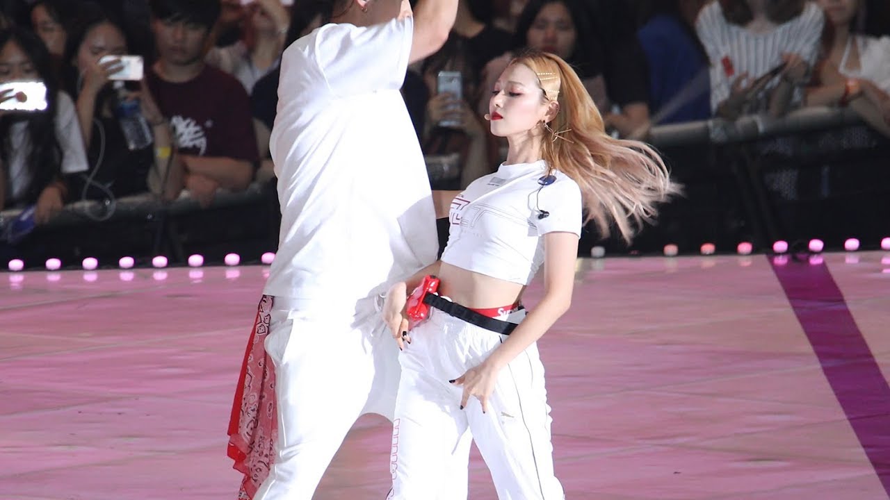180802 카드(KARD) 전소민(Somin) - Ride on the wind [2018 KMF] 4K 직캠 by 비몽