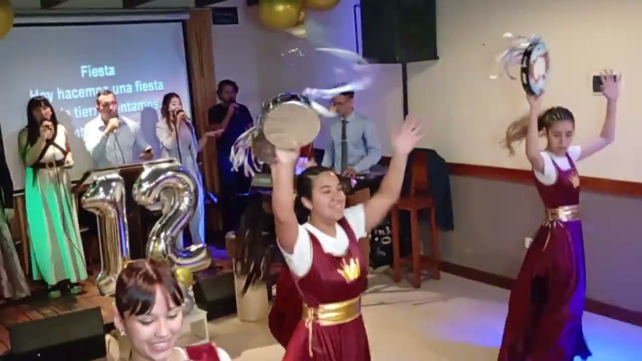 Espontáneo Celebración 12° Aniversario 22/11/2025