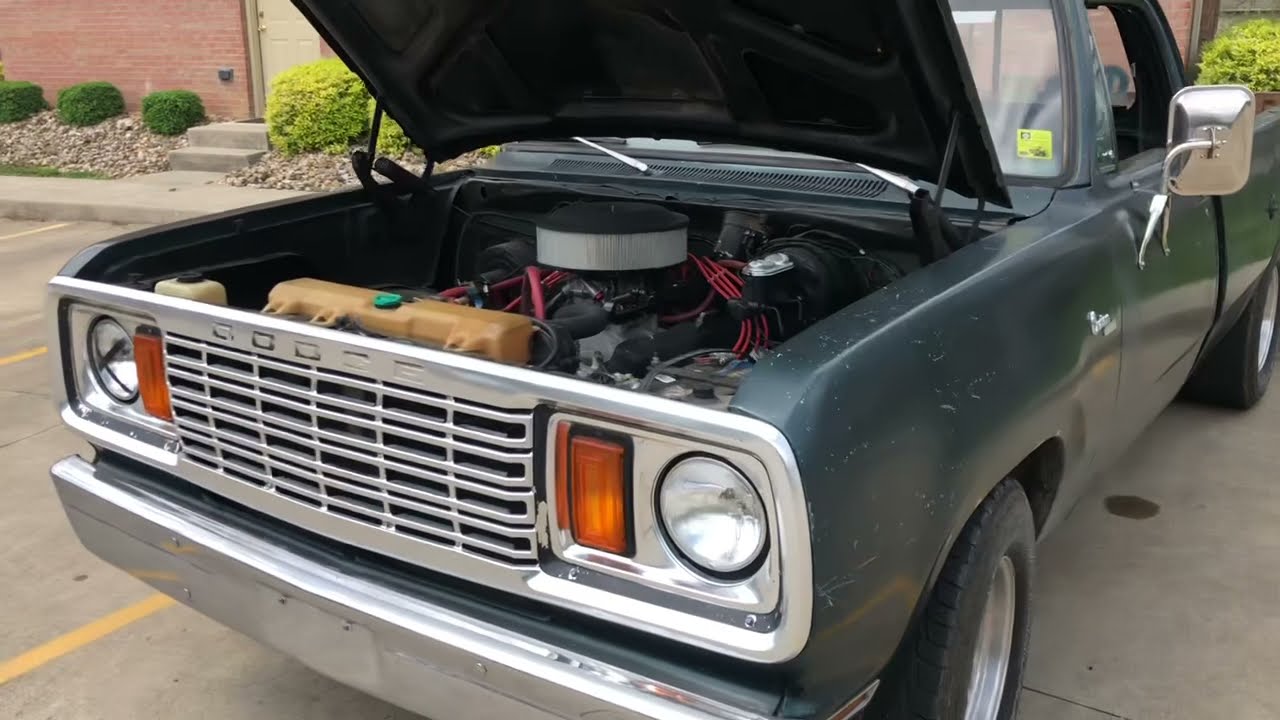 БОЛЬШОЙ КУЛАЧОК MOPAR! ХОЛОДНЫЙ ПУСК
