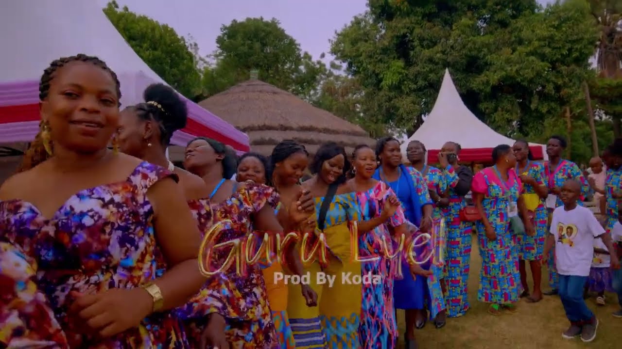 FAMILY PA MUZZE ODIYA (NIPPOO) by Sherry Princess Olivier