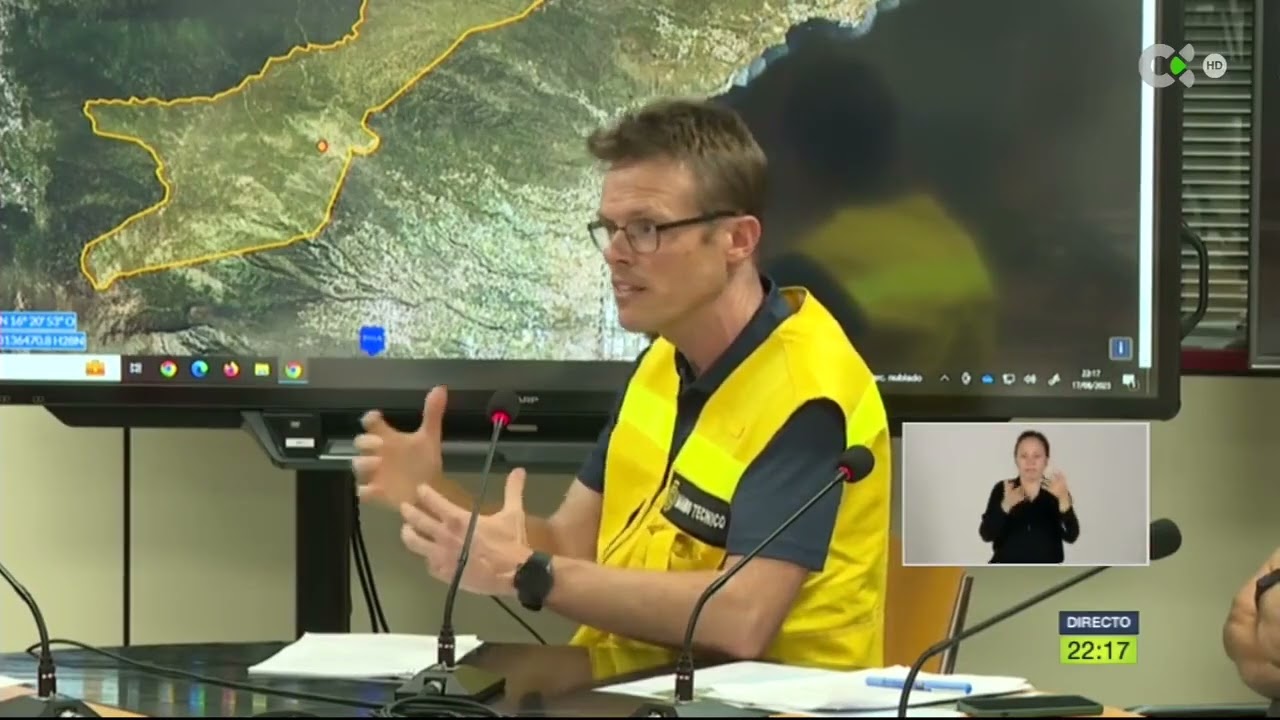 Los efectivos priorizarán la evolución del incendio hacia La Esperanza