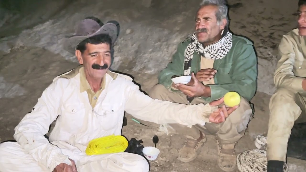 مسیر بازگشت از برداشت عسل در جوار دوست قدیمی