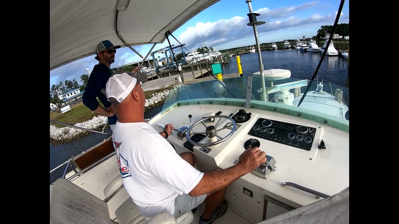 Boat!!! with no steering going to dry dock Captain Larry is a stud Saunders Yachtworks