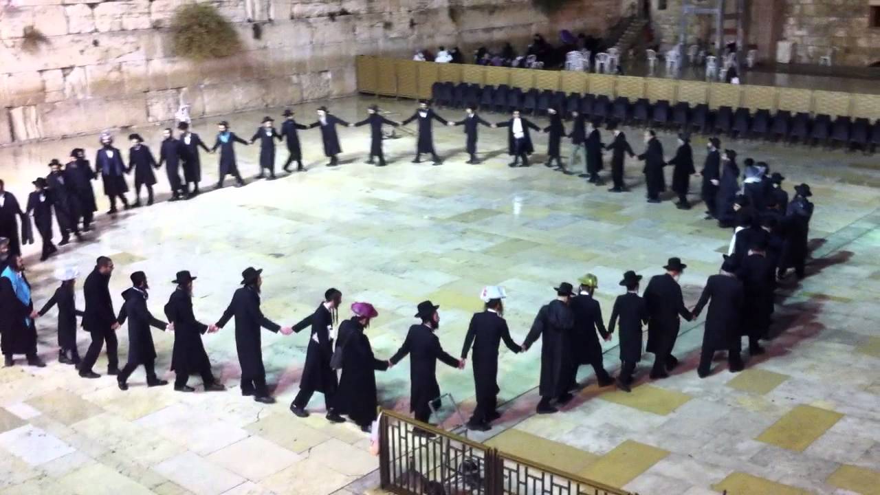 פוצחים בשירה בכותל , יה׳  ריבון עולם , ישיבת שובו בנים