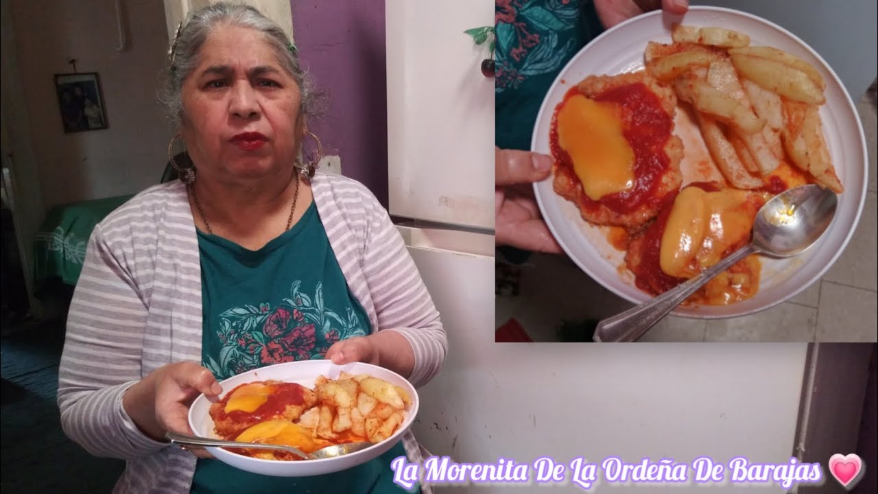 Pollo parmesano con papas fritas