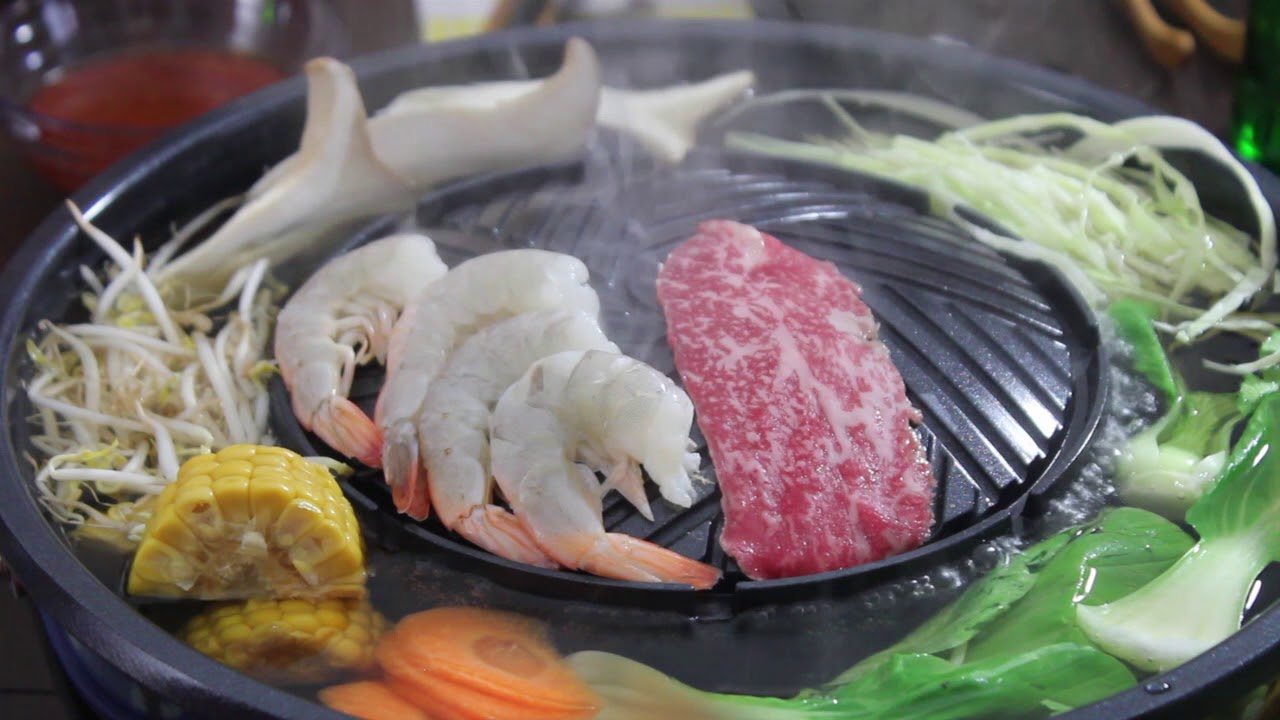 How to host a dinner party - Elizabeth prepares a fancy Thai Grill and Hot Pot Dinner