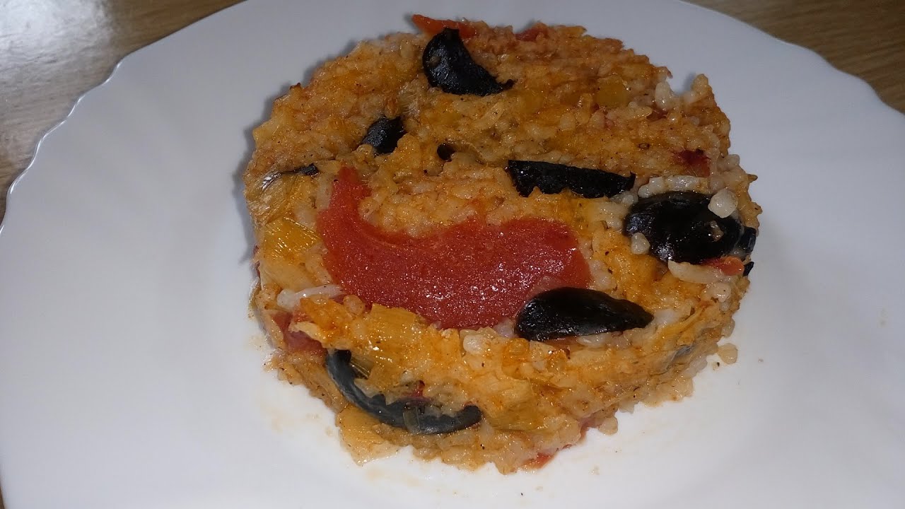 Ориз с праз лук, домати и маслини ! Голяма вкусотия !