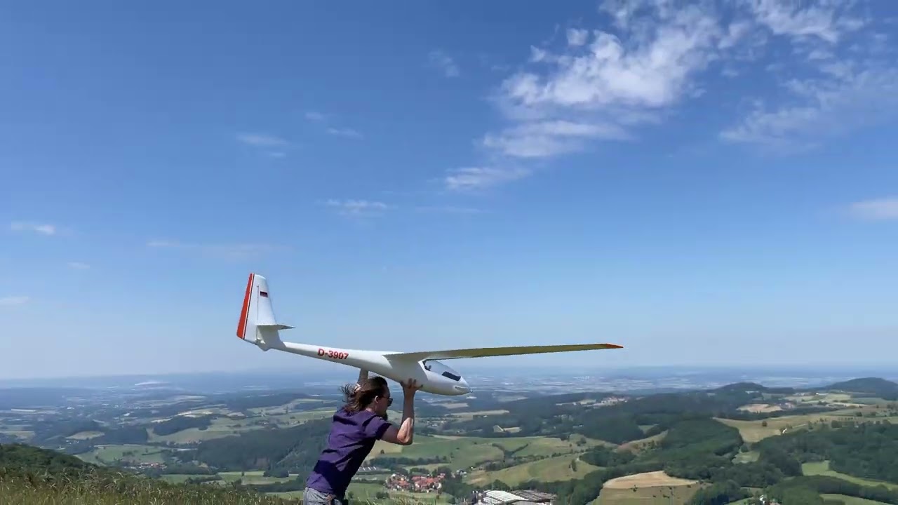 16.6.22 Fronleichnam Hangflug Wasserkuppe / Starts / Landungen / Abstürze