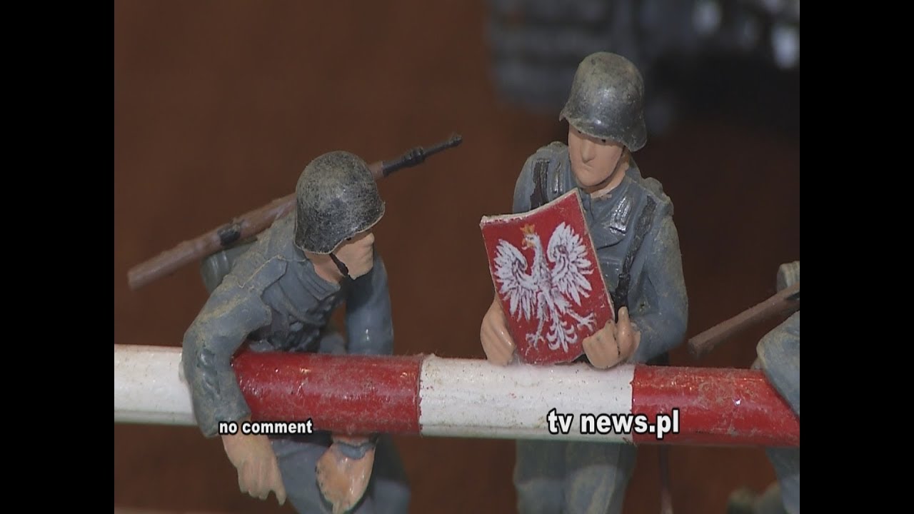 Polish historian builds miniature army