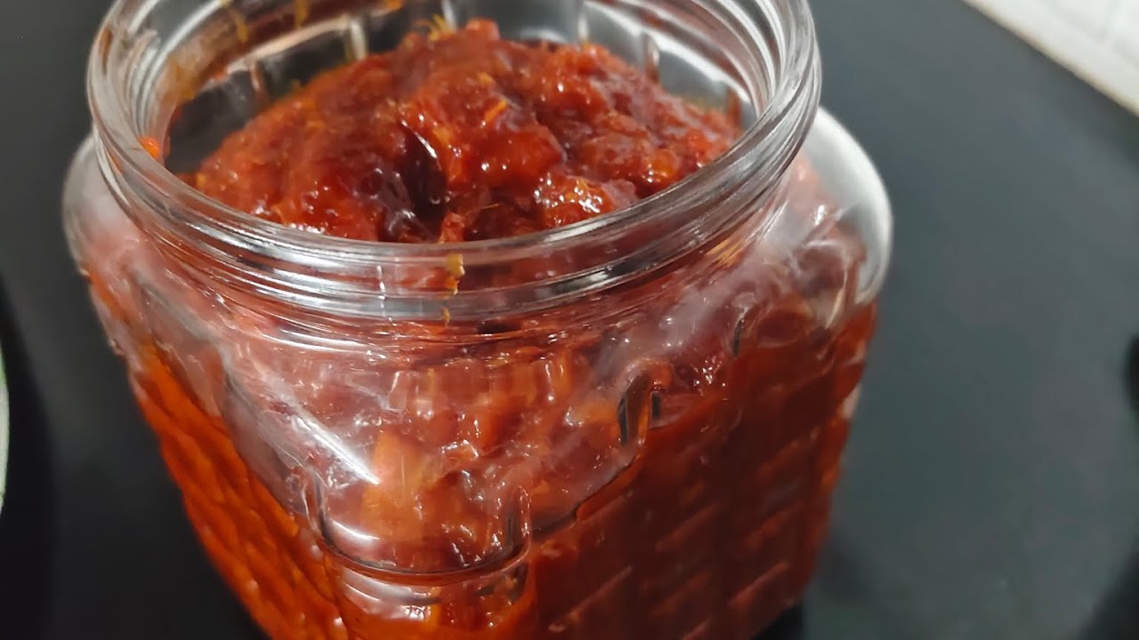 जेवणातला हिरो – लिंबाचं लोणचं! 🍋🔥