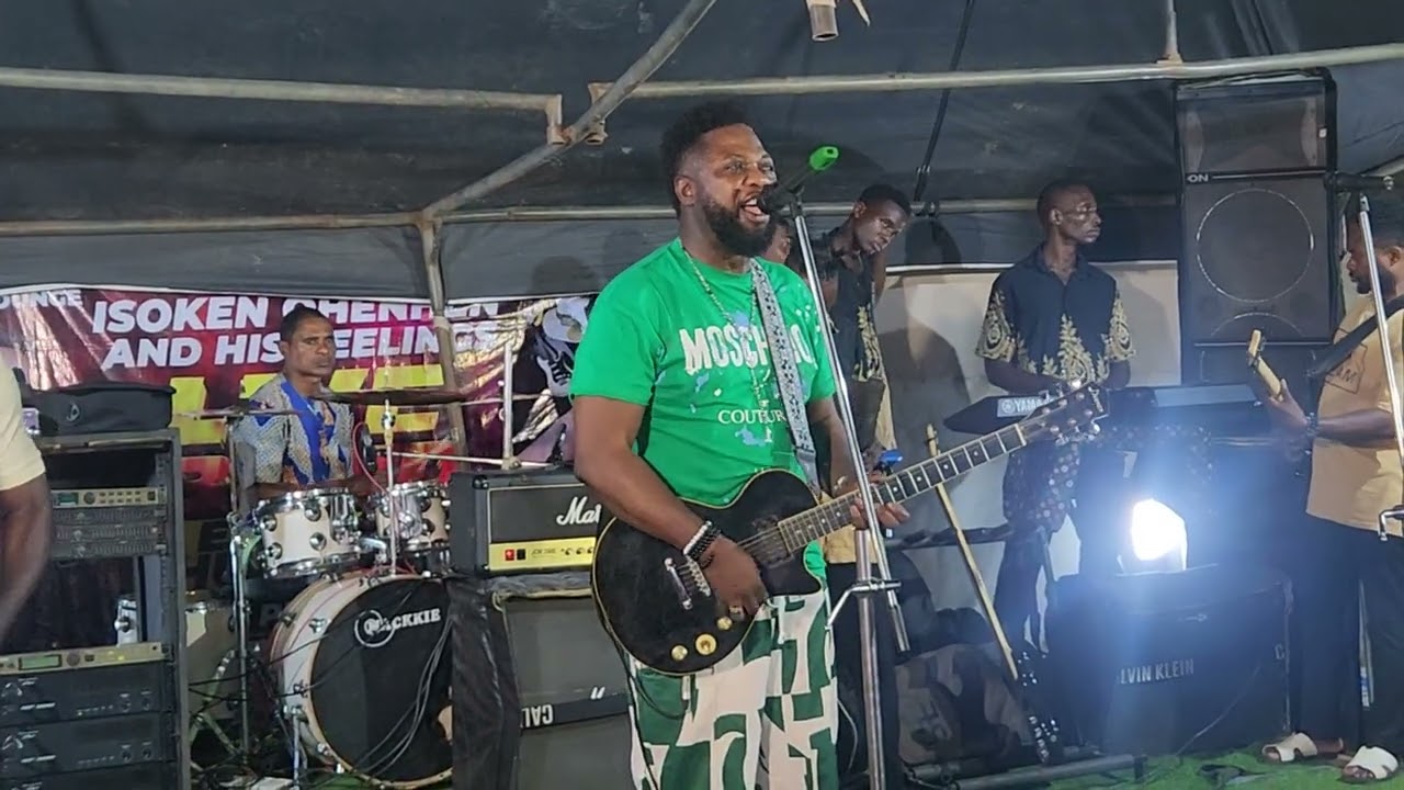 BECKLEYS OKE LIVE PERFORMANCE @ ZAVINAR WITH ISOKEN OHENHEN 