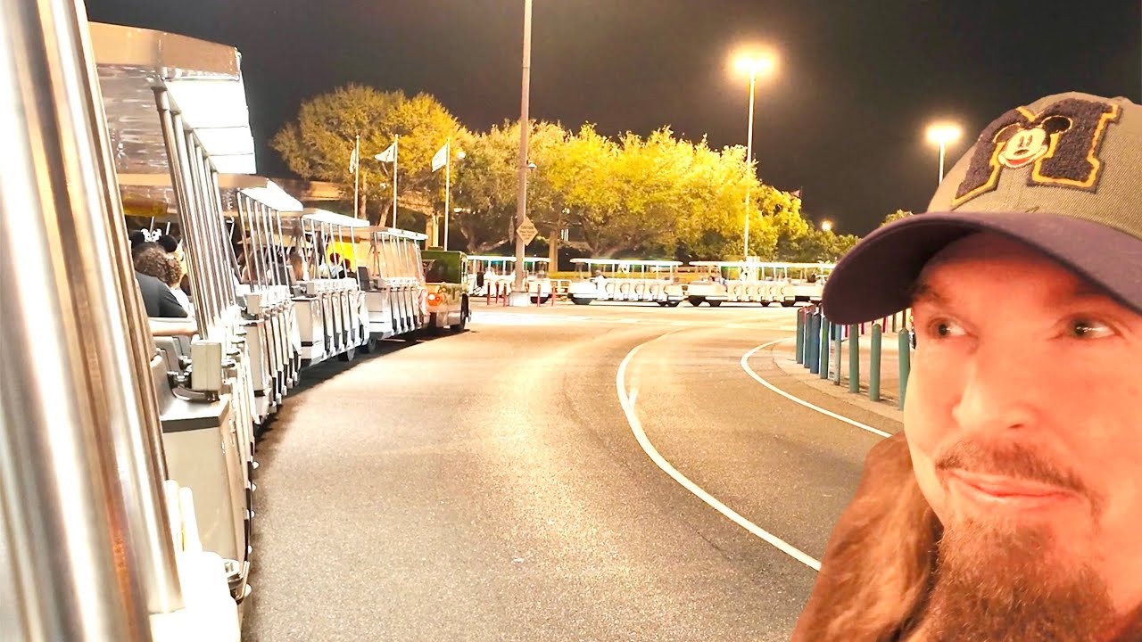 Disney Parks @DisneyParks 🏰🐭 Disney's Magic Kingdom Transport, Food, Boat, Tram, & Monorail Ride