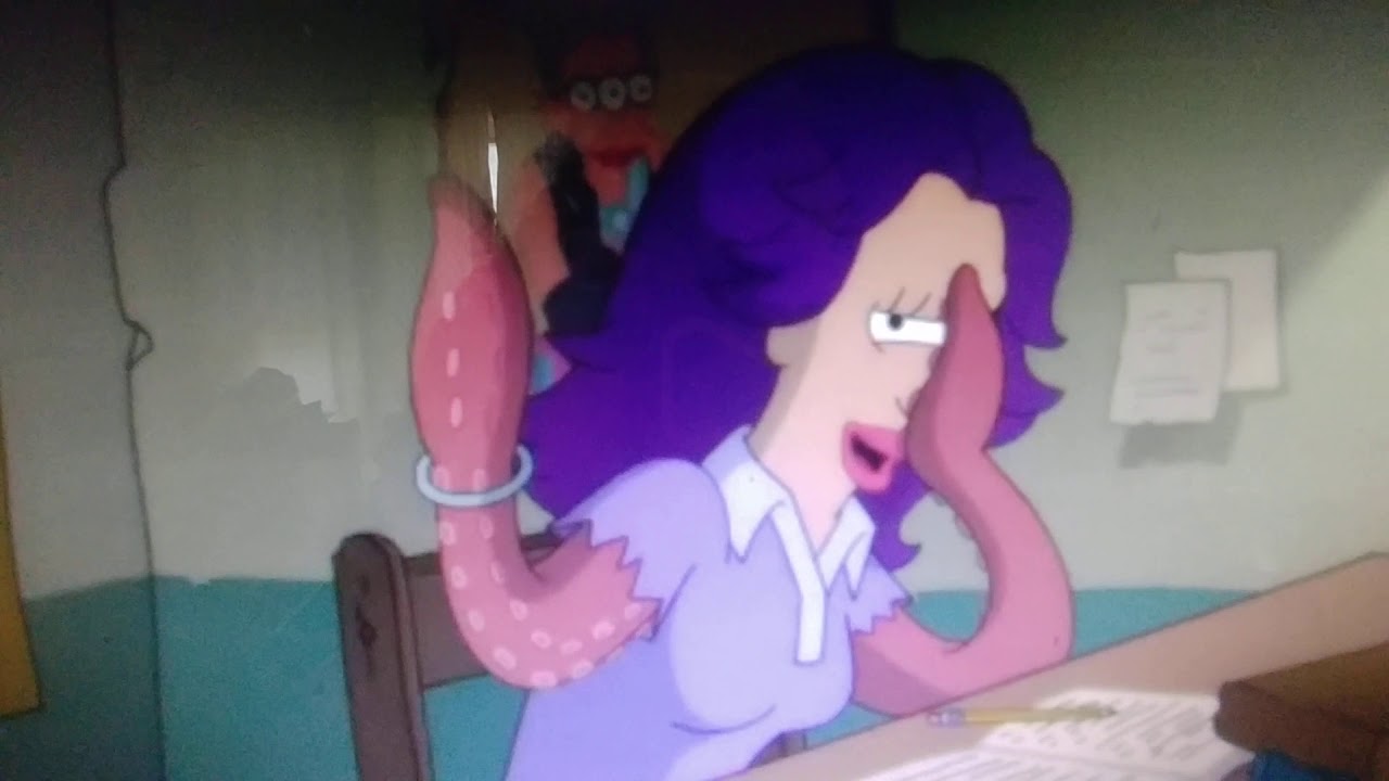 Leela's mother (Turanga Munda) doing the dab 😹😂😹😂