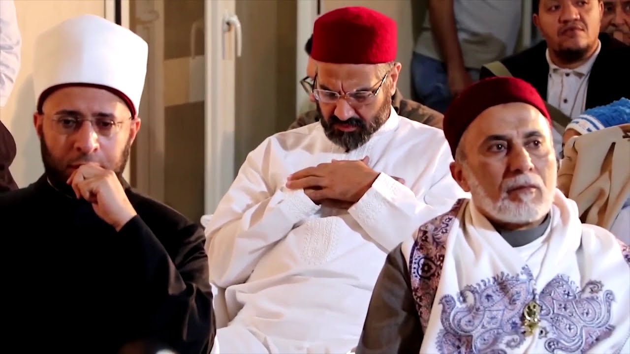 صفه لي يا من رأيت الحِب ليلا إن عيني تشتهي ذاك الجمالا فرقة نور النبي صلى الله عليه وسلم