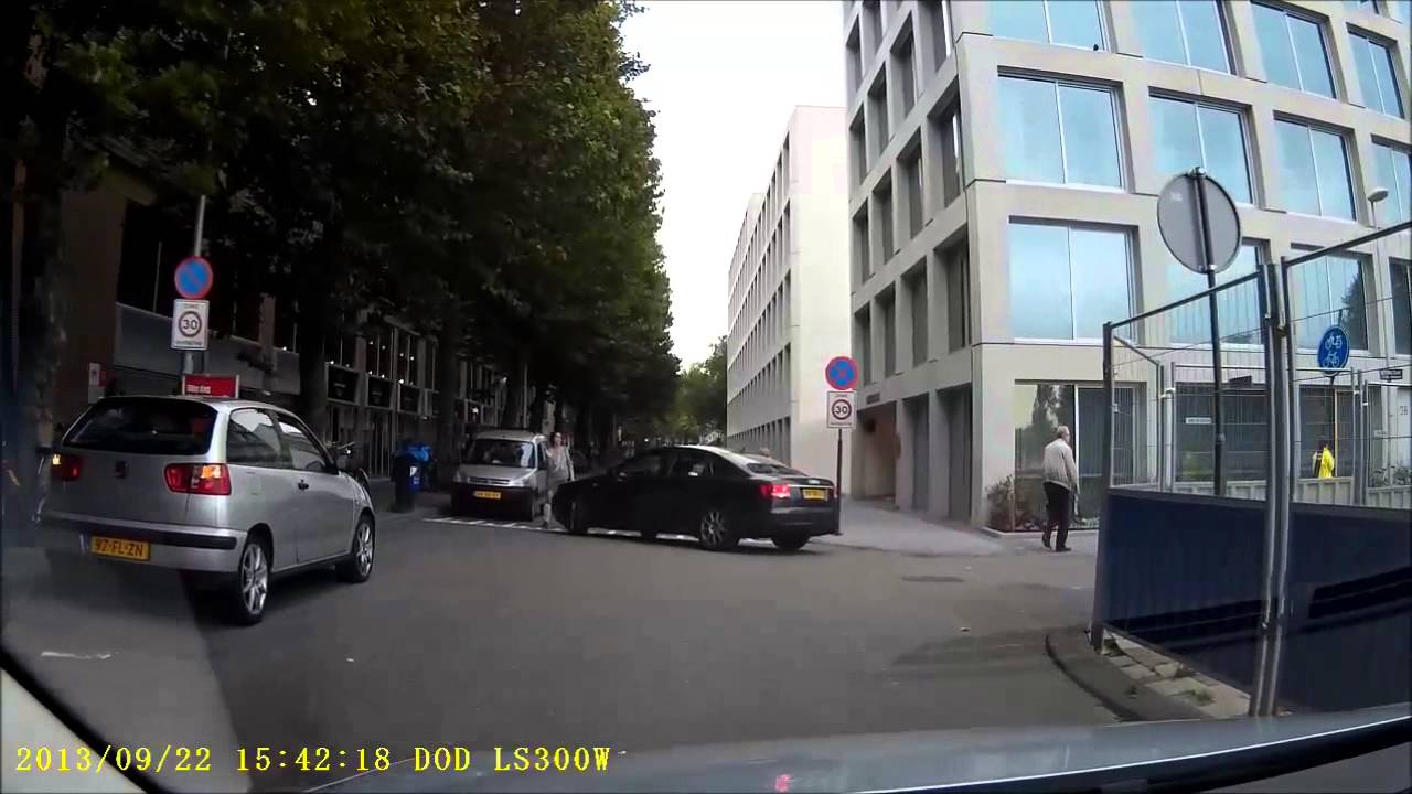 0674 Behulpzaam hoor