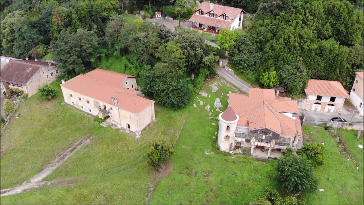 Solares (Cantabria) desde el aire