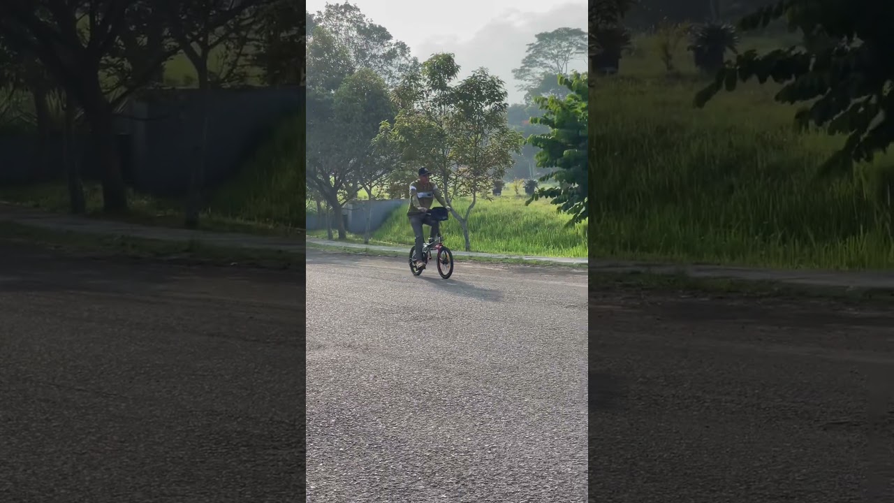 sepeda pagi di komplek pemda Kabupaten Bandung Barat #viral #cycle #bike #seli #fypシ #fyi #fyp