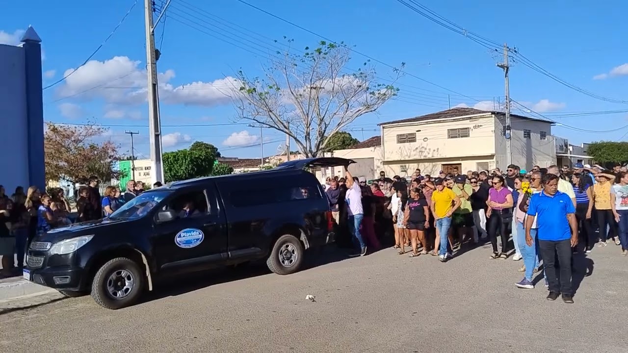Sepultamento do prefeito uady farias 