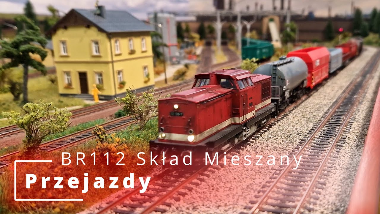 Przejazd składu mieszanego z BR112 #Makieta #Piko #PKP #DCC